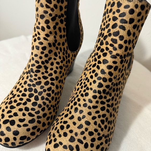 Sole Society Mimi Chelsea Calf Hair Cheetah Print Ankle Booties Women’s Size 8 - Picture 7 of 9
